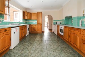 Photo 19- click for photo gallery